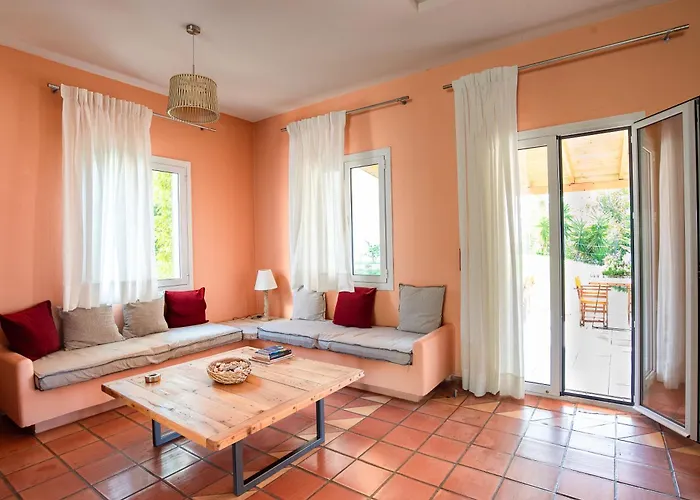 Mounda Retreat Hotel 3*